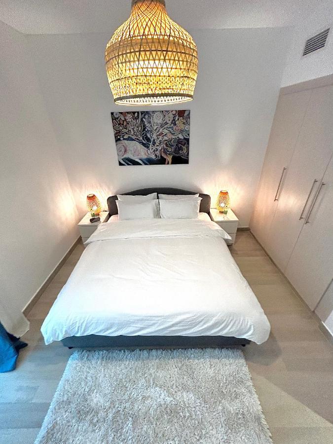 Appartamento The Hive Retreats In Yas Island Abu Dhabi Esterno foto